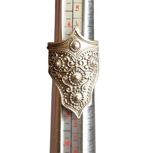 Ornate Silver Gothic Styled Shield Ring Size 7